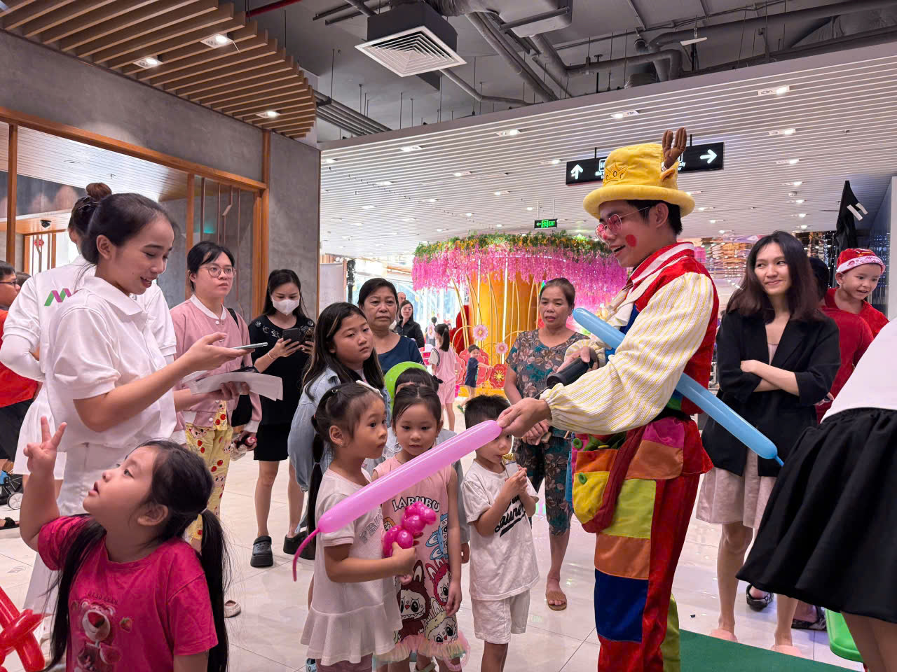 z6748573800903 621ea1ad452d893c5213f2f401d9438d